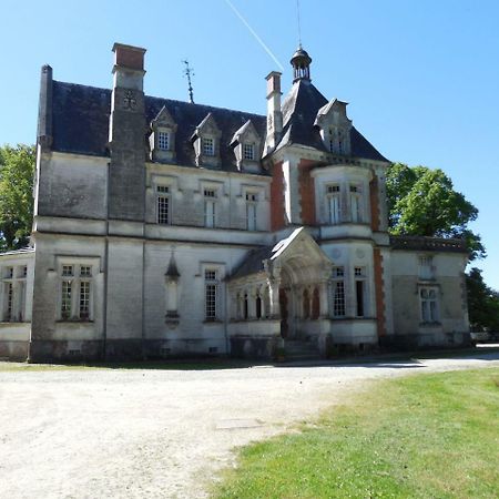 Chateau De La Redortiere Bed and Breakfast Mouzon  Buitenkant foto